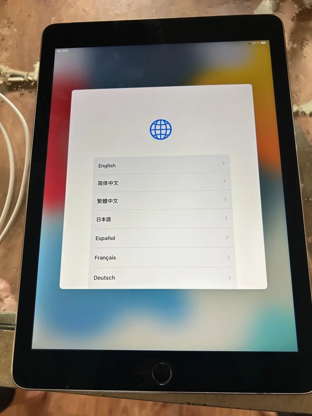 Apple iPad Tablet - Black Front with Silver Trim
